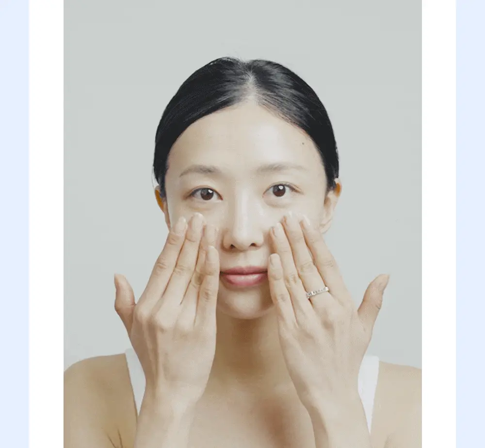 [수분광선크림] 비긴스 바이 정샘물 블루 캐모마일 히알루론산 수분 선 크림 50ml 상세페이지 12